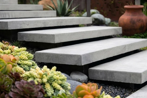 Floating Concrete Staircase Installation in Laguna Beach, CA